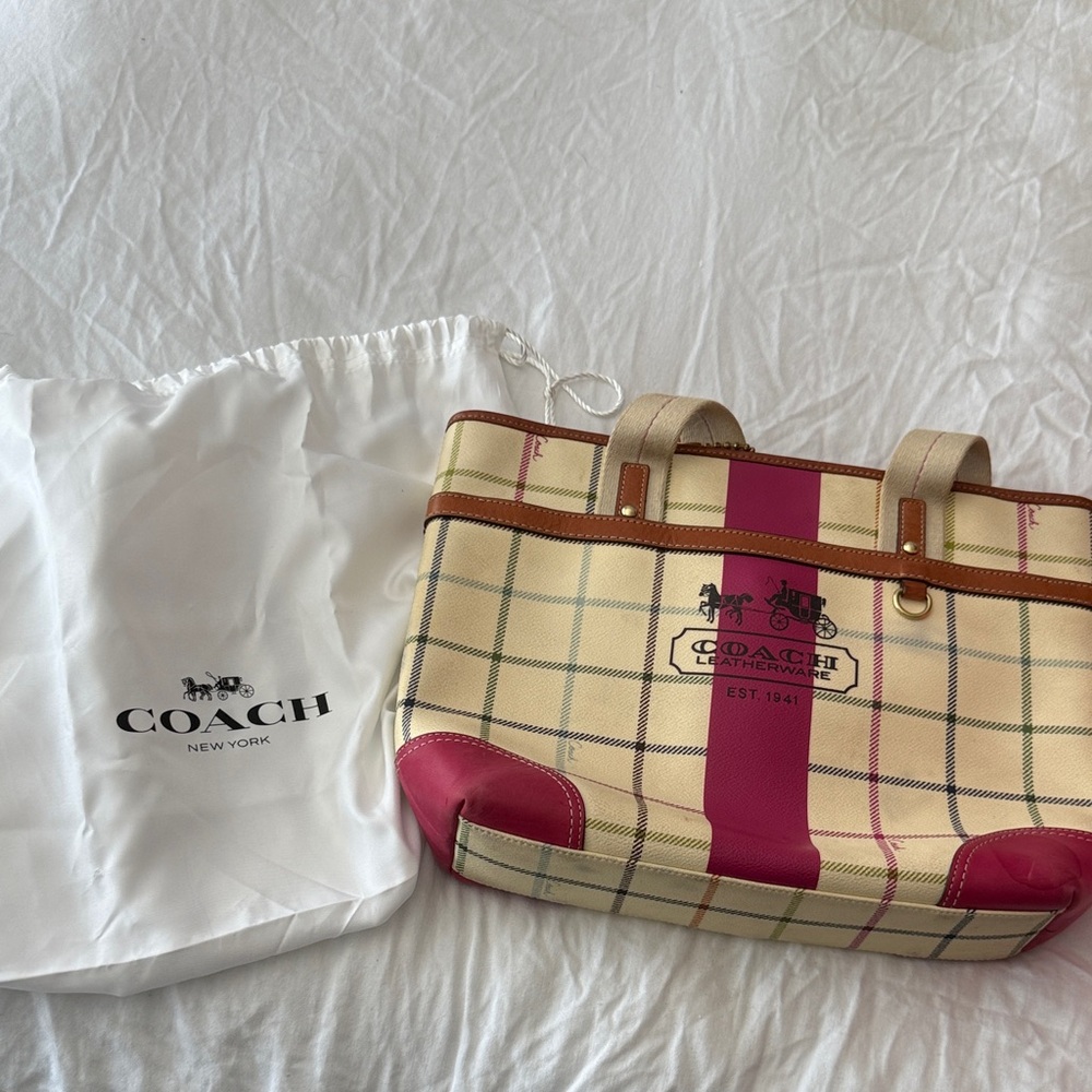 Coach Women's Tote Bag - Pink and Cream Plaid